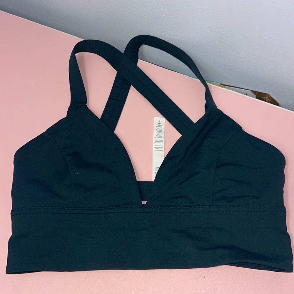 Lululemon Women's Size 8 Sports Bra